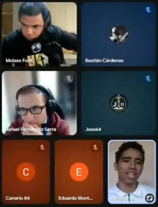 Interactive Chess Mastery Academy group session